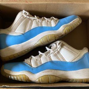 Air Jordan 11's UNC Lows